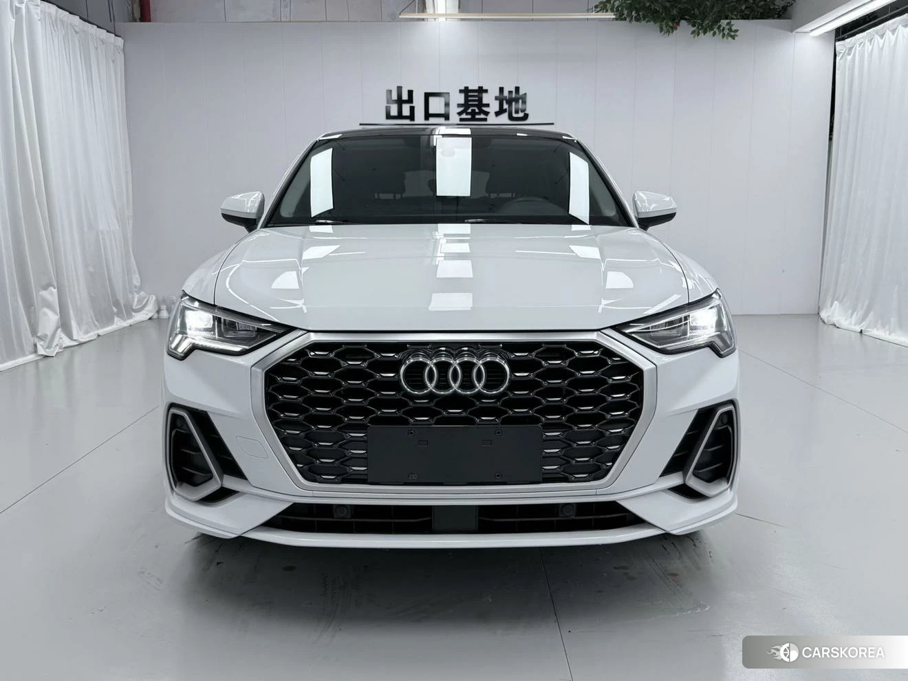 Audi Q3 Sportback 2021 Белый из Китая