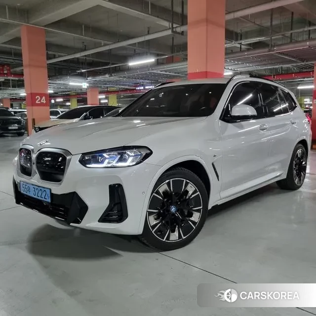 BMW iX3 2024 Белый из Кореи