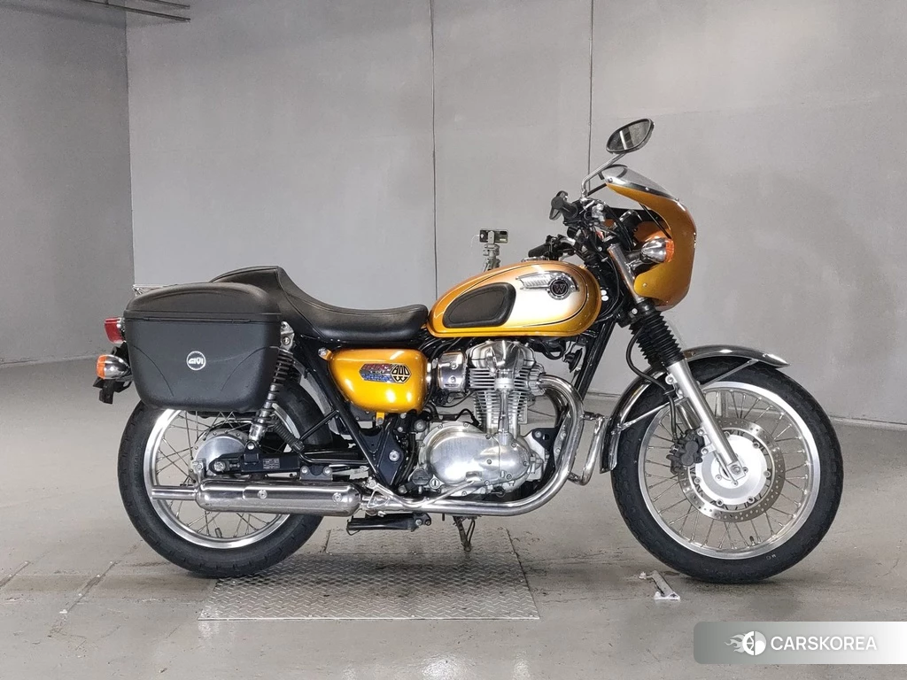 Проданный Kawasaki W800 2011 из Японии, фото 2