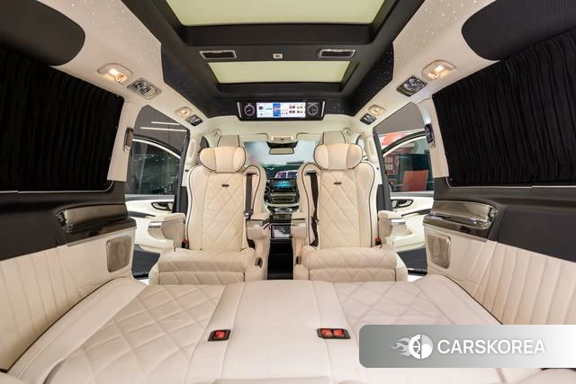 Mercedes-Benz V-class 2023 Черный из Китая