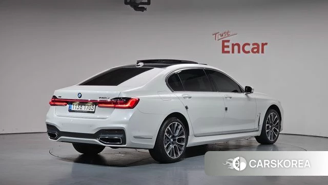 BMW 7 Series (G11) 2020 Белый из Кореи