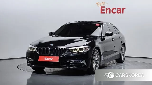 BMW 5 Series (G30) 2018 Черный из Кореи