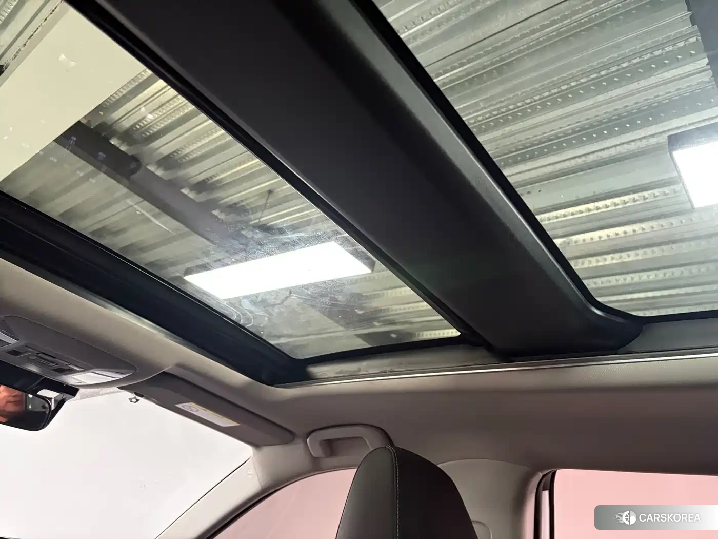 Toyota RAV4 2022 Белый из Китая