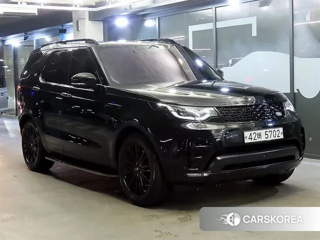 Land Rover Discovery 5 2019 Черный из Кореи