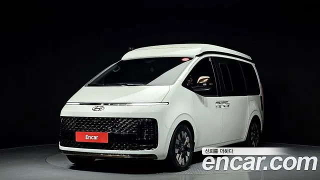 Hyundai Staria 2023 Белый из Кореи