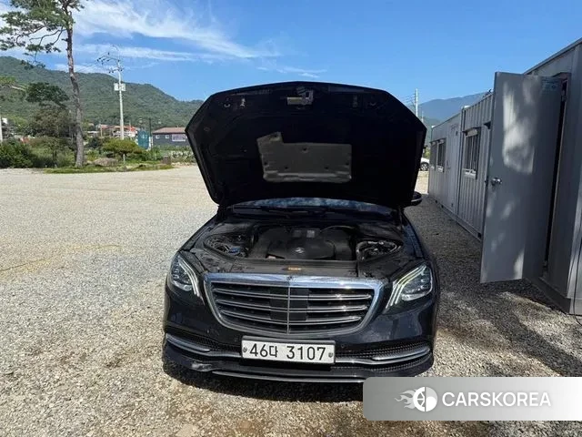 Mercedes-Benz S-Class W222 2019 Черный из Кореи