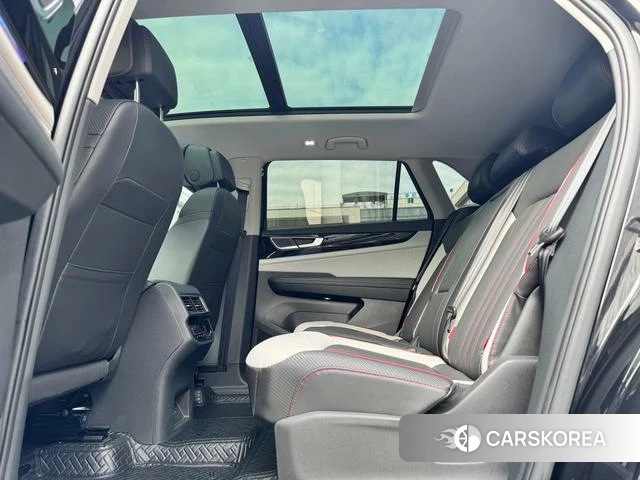 Volkswagen Tourang 2024 Черный из Китая