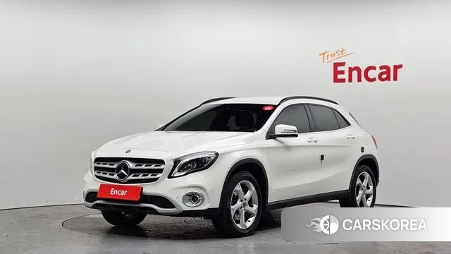 Mercedes-Benz GLA-Class X156 2018 Белый из Кореи