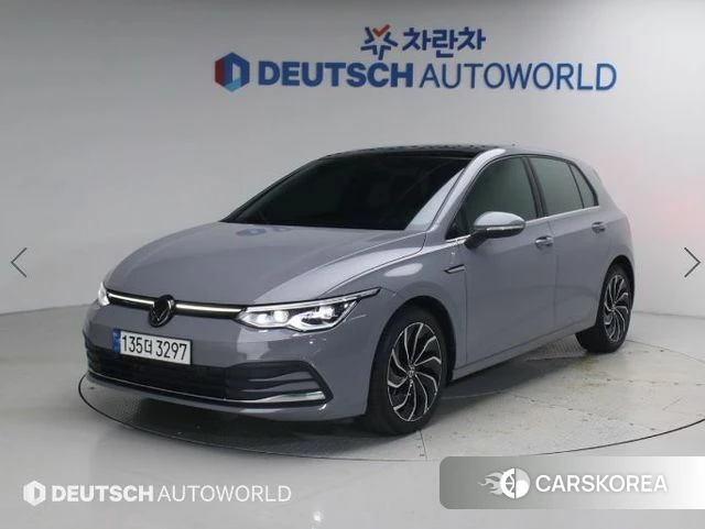 Volkswagen Golf 8th Generation 2023 Серебристо-серый из Кореи