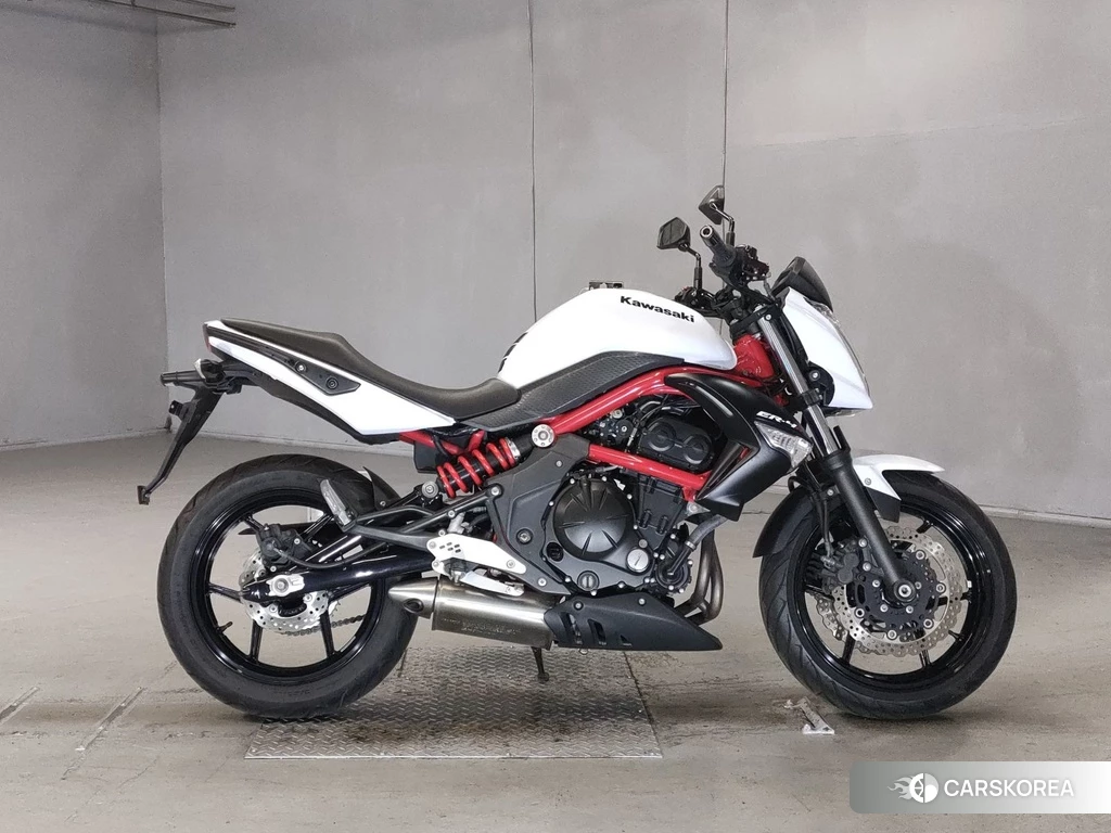 Проданный Kawasaki ER-4N 2011 из Японии