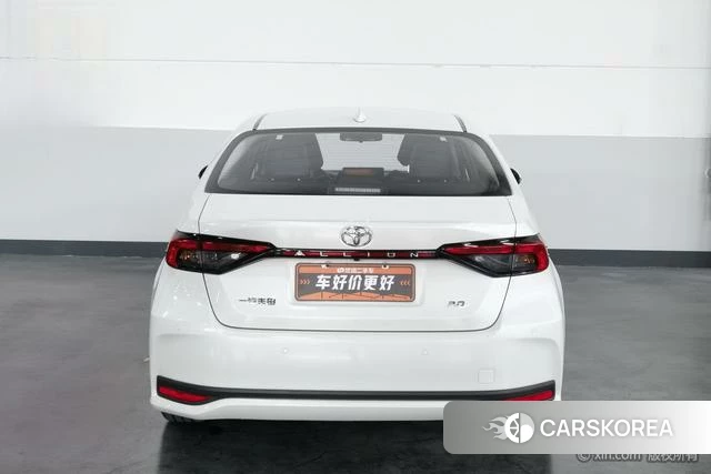 Toyota Asian lion 2021 Белый из Китая