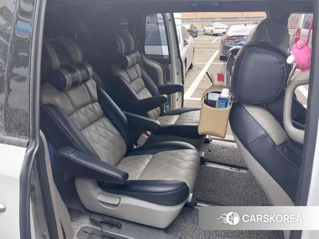 Kia The New Carnival 2018 Жемчужный цвет из Кореи