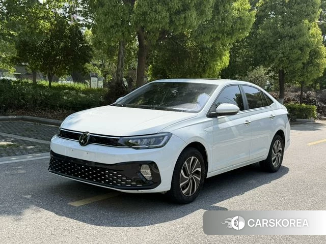 Volkswagen Lavida 2024 Белый из Китая