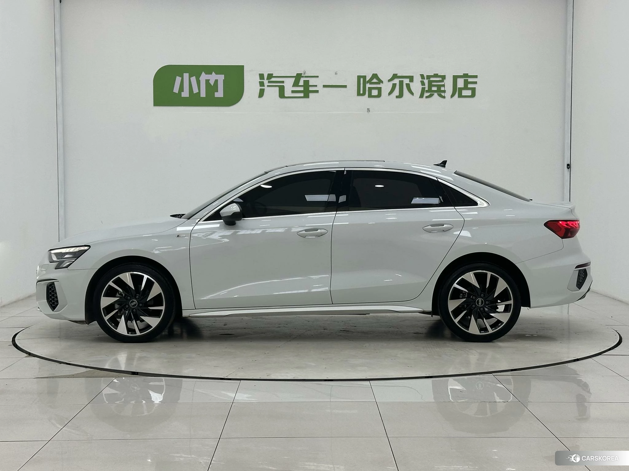 Audi A3 2023 Белый из Китая
