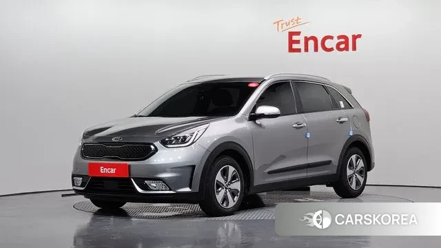 Kia Niro 2019 Серебристо-серый из Кореи