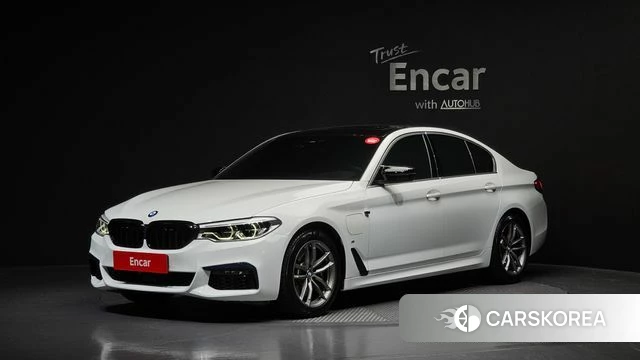 BMW 5 Series (G30) 2020 Белый из Кореи