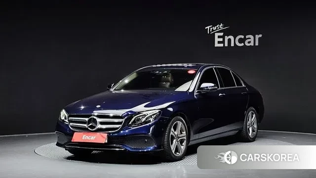 Mercedes-Benz E-Class W213 2018 Синий из Кореи