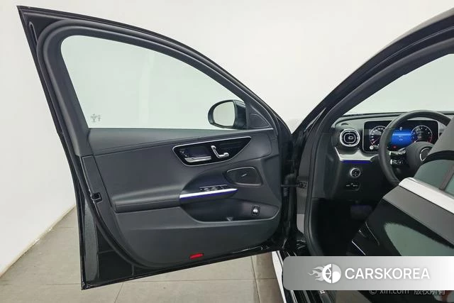 Mercedes-Benz Class C 2022 Черный из Китая