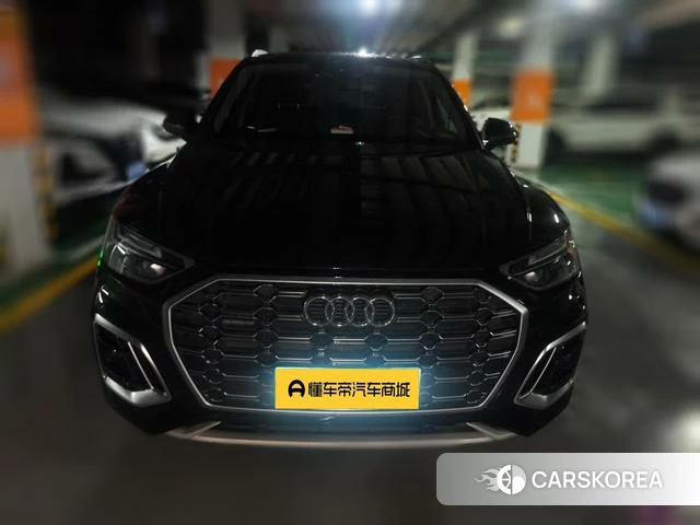 Audi Q5L 2023 Черный из Китая