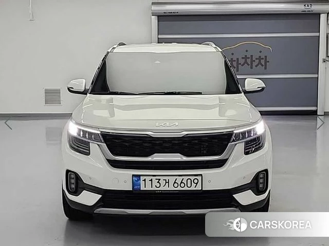 Kia Seltos 2021 Белый из Кореи