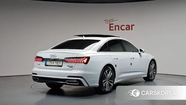 Audi A6 (C8) 2021 Белый из Кореи