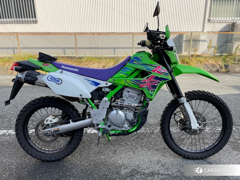 Проданный Kawasaki KLX250 2016 из Японии