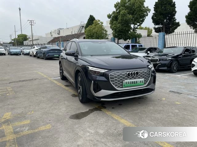 Audi Q4 e-tron 2023 Синий из Китая