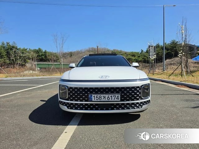 Hyundai Grandeur (GN7) 2023 Белый из Кореи