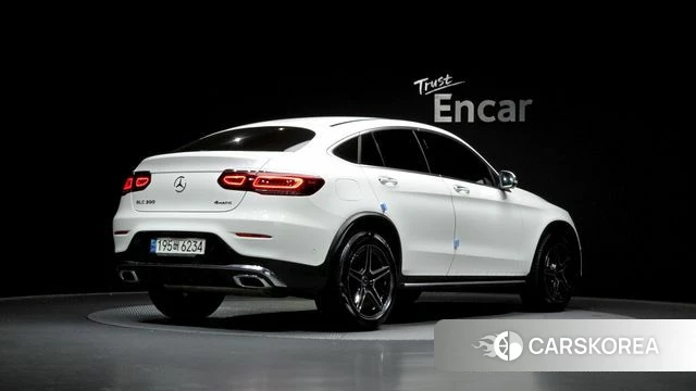 Mercedes-Benz GLC-Class X253 2023 Белый из Кореи