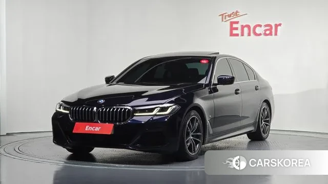 BMW 5 Series (G30) 2020 Черный из Кореи
