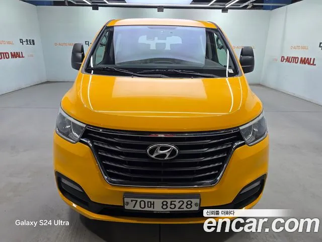 Hyundai The New Grand Starex 2020 Желтый из Кореи