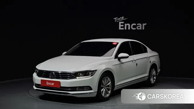 Volkswagen Passat GT (B8) 2018 Белый из Кореи