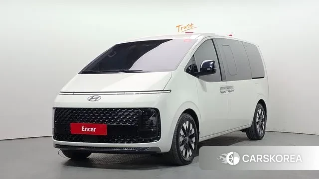 Hyundai Staria 2025 Белый из Кореи