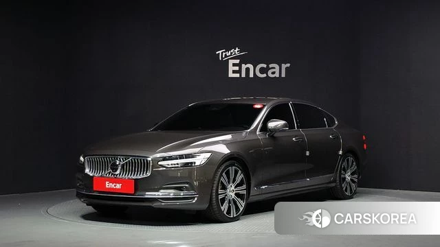 Volvo S90 2023 Коричневый из Кореи