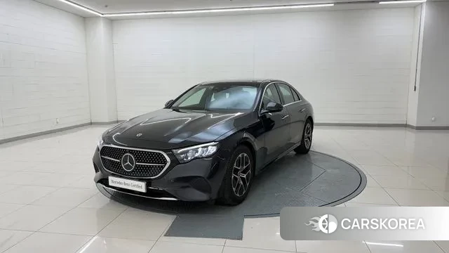 Mercedes-Benz E-Class W214 2025 Серый из Кореи