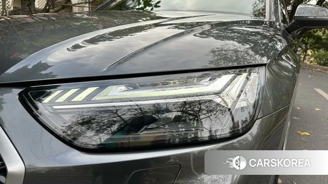 Audi Q5L Sportback 2021 Темно-серый из Китая