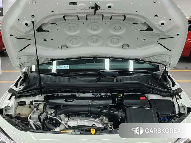 Mercedes-Benz GLA 2024 Белый из Китая