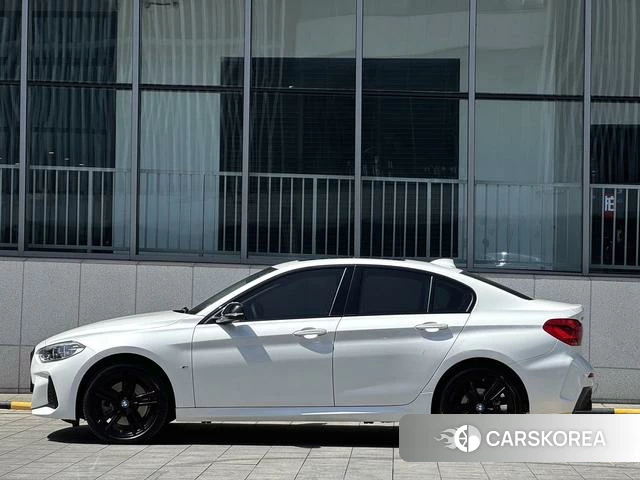 BMW 1 series 2021 Белый из Китая