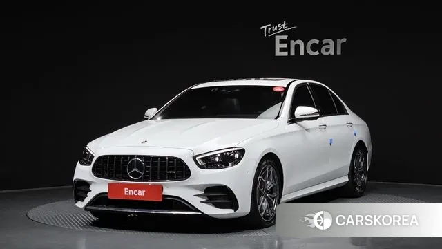 Mercedes-Benz E-Class W213 2023 Белый из Кореи