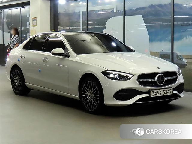 Mercedes-Benz C-Class W206 2024 Белый из Кореи