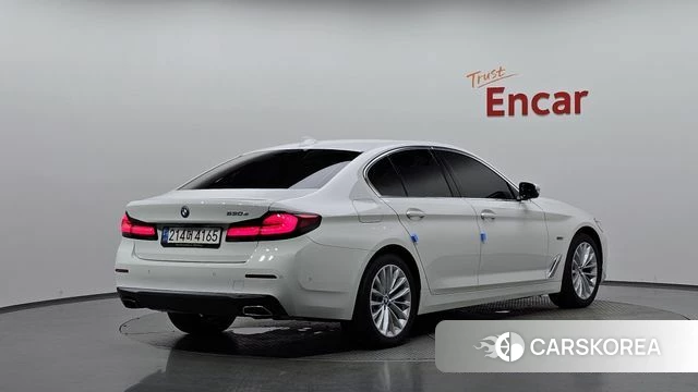 BMW 5 Series (G30) 2022 Белый из Кореи