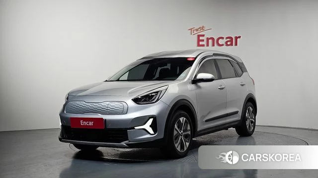 Kia Niro Plus 2022 Серебряный из Кореи
