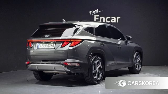 Hyundai Tucson (NX4) 2022 Серый из Кореи