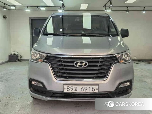 Hyundai The New Grand Starex 2019 Серебристо-серый из Кореи