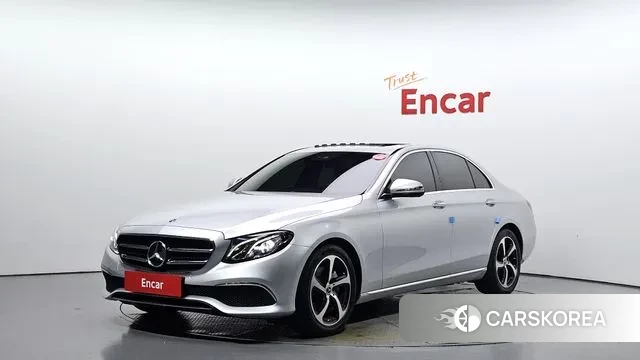 Mercedes-Benz E-Class W213 2020 Серебряный из Кореи
