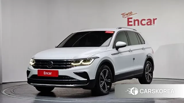 Volkswagen Tiguan second Generation 2021 Белый из Кореи