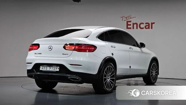Mercedes-Benz GLC-Class X253 2019 Белый из Кореи