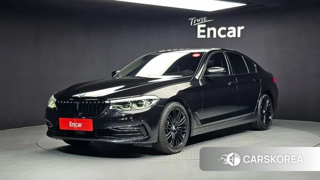 BMW 5 Series (G30) 2019 Черный из Кореи