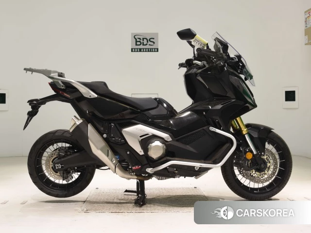 Проданный Honda X-ADV 750 2021 из Японии