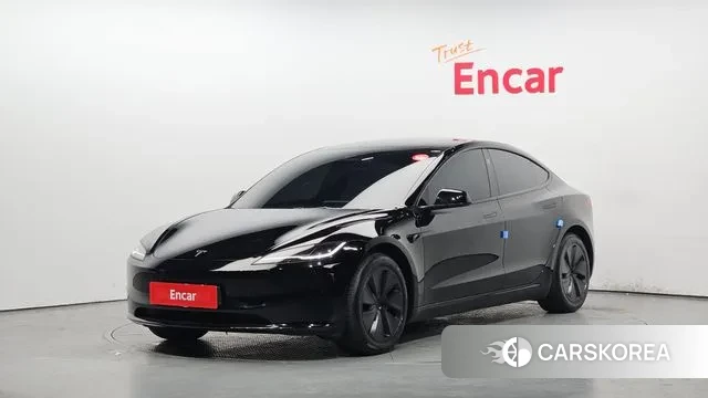 Tesla Model 3 2024 Черный из Кореи
